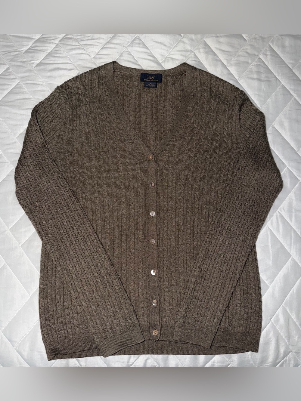 Women’s Brooks Brothers Olive Brown Cable-Knit V-Neck Cardigan and Shell - Picture 3 of 4